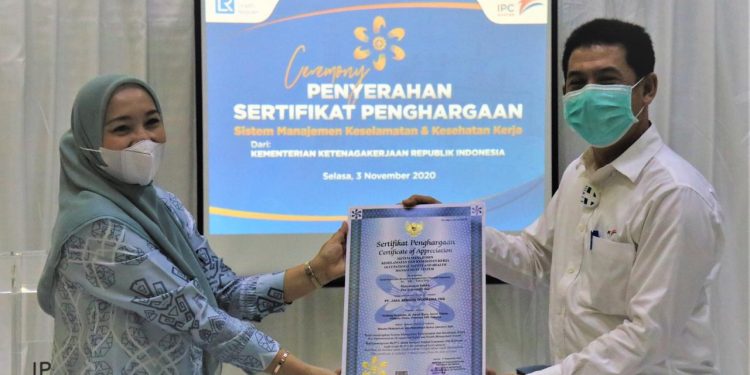 IPCM Catat Kenaikan Laba Bersih 9 Bulan 2020 Menjadi Rp 69,7 Miliar dan Peroleh Penghargaan SMK3