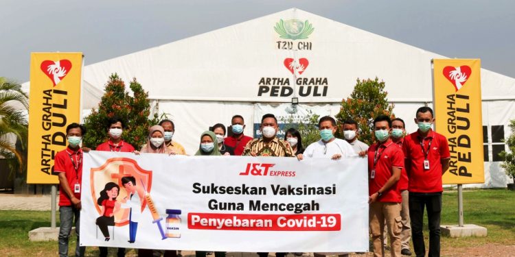 Dukung Program Vaksinasi, J&T Express Segerakan Vaksinasi Karyawan