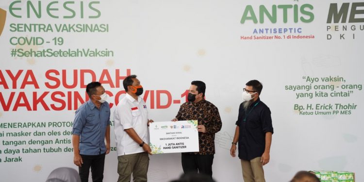 INDONESIA RESPON Dapatkan Kepercayaan Menteri BUMN Erick Thohir untuk Bagikan 1 Juta Antis Hand Sanitizer Ke Masyarakat