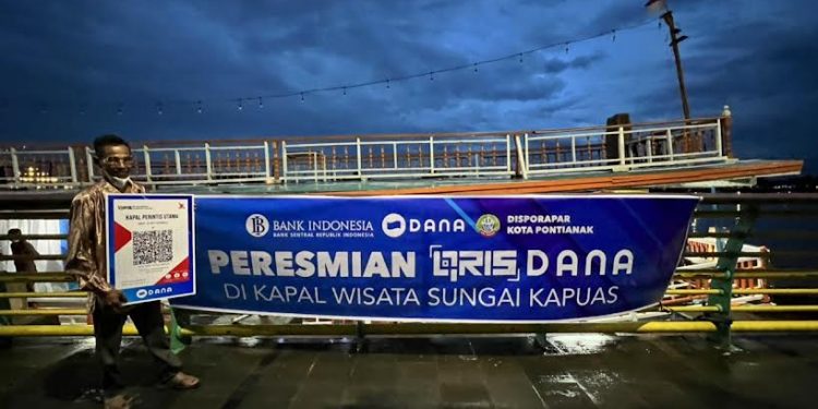 Keliling Sungai Kapuas Naik Kapal, Kini Bisa Pakai DANA