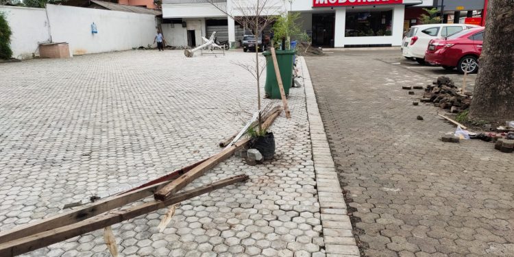 Azka Jaya Mandiri, Produsen Paving Blok Berkualitas dengan Jasa Layanan Pemasangan yang Terintegrasi