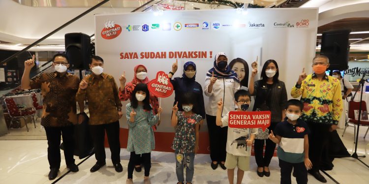 Kolaborasi Danone Indonesia dan Indomaret Hadirkan Sentra Vaksin Generasi Maju