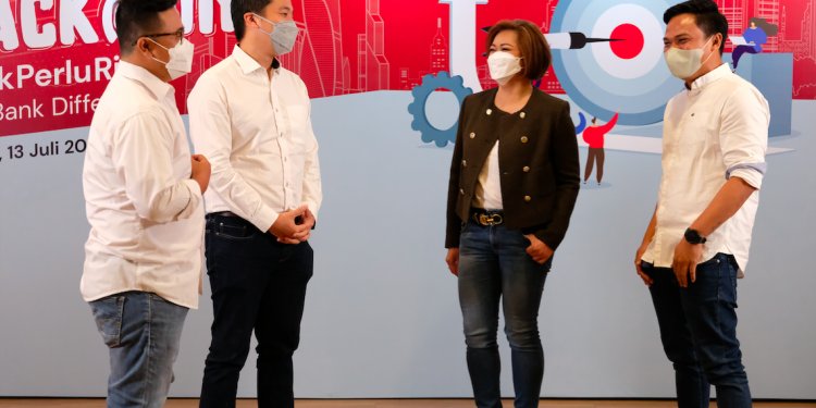 OCBC NISP Ajak Inovator Teknologi Nyalakan Ide di Ajang Hack@on