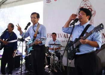 Blue Beatles Ramaikan Festival UMKM Sampoerna