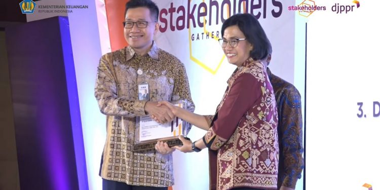 Optimal Hadirkan Layanan Transaksi Surat Berharga Negara, BCA Raih Penghargaan dari Kementerian Keuangan