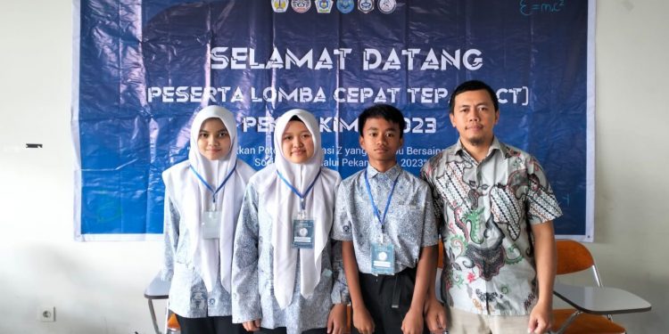 SMP Muhammadiyah Pontianak Raih Juara 1 LCT Pekan Kimia 2023