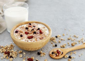 Sahur dan Buka Puasa Lebih Sehat dengan Quaker Oats: Kamu Tim Asin atau Tim Manis?