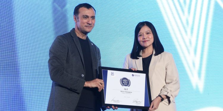 Adaptasi Brand Di Era Digital, J&T Express Meraih Indonesia Wow Brand Award 2023
