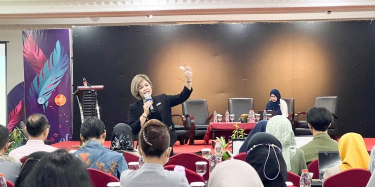 Dosen LSPR Jadi Pembicara Di Workshop Penguatan Kehumasan yang Diadakan Lembaga Layanan Pendidikan Tinggi Wilayah V