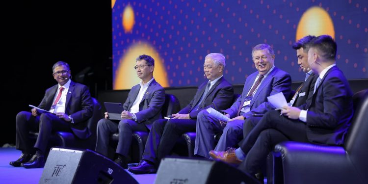 Pemimpin Industri Energi di Asia Hadir sebagai Pembicara dalam Hari Listrik Nasional ke-78 dan Enlit Asia 2023 pada November 2023