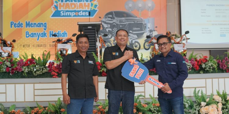 Hadiah Simpedes Dari BRI Cabang Sanggau, Dari Motor, Lemari Es Hingga Mobil