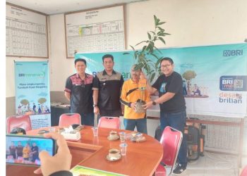 Program BRI Menanam, 5 Desa di Sintang Tanam Ratusan Bibit Mangga