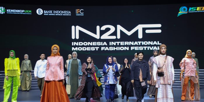 Keragaman Wastra Indonesia di Pagelaran Indonesia International Modest Fashion Festival (IN2MF) 2023 Bukakan Mata Dunia 