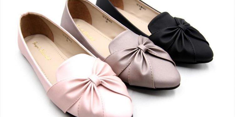 Simak! Inspirasi Flat Shoes dari Merek Yongki Komaladi