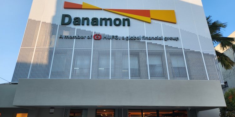 Sambut Libur Natal 2023 dan Tahun Baru 2024, Danamon Umumkan Jadwal Operasional bagi Nasabah