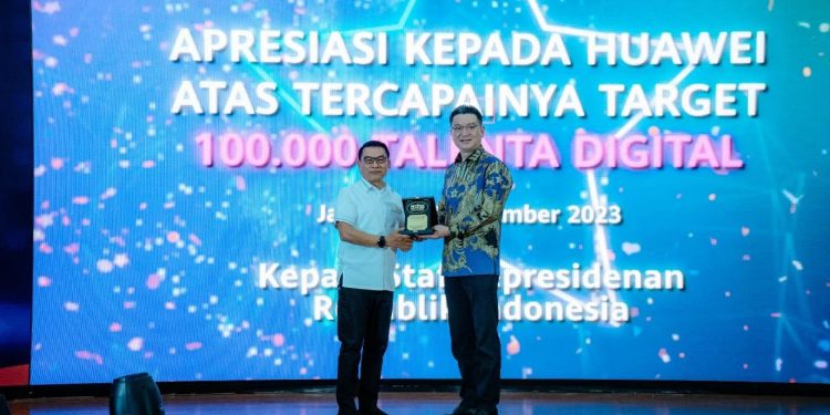 Lampaui Target, Huawei Lanjutkan Program Pengembangan 100K Digital Talent untuk Sukseskan Visi Indonesia Digital 2045