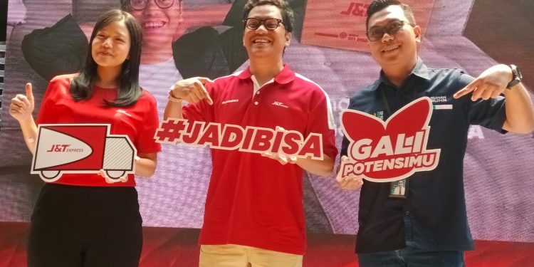 Melalui #JADIBISA dan Connect Preneur, J&T Express Komitmen Kembangkan UMKM Indonesia