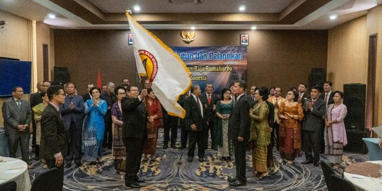 Pengukuhan dan Pelantikan Punguan Raja Rumahorbo dan Boru Se – Indonesia