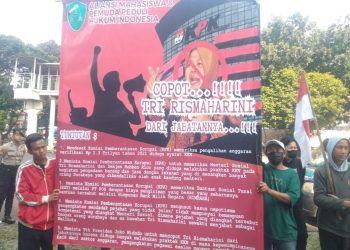 Aliansi Mahasiswa & Pemuda Peduli Hukum (AMPPUH) Desak KPK Periksa Risma Terkait Dugaan Korupsi di Kemensos