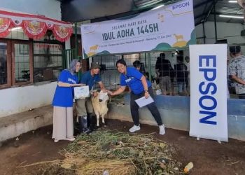 CSR Idul Adha dari Epson, Sebar Daging Kurban untuk Masyarakat di Sejumlah Wilayah