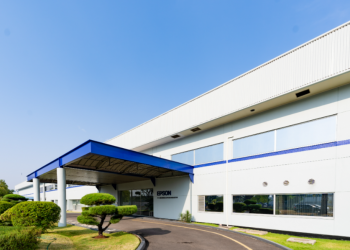 Peringati Hari Kemerdekaan Indonesia ke-79  Epson Terus Berkomitmen Bangga Karya Anak Bangsa