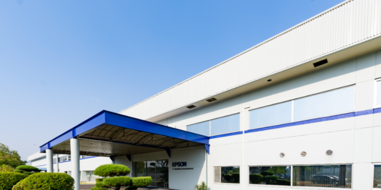 Peringati Hari Kemerdekaan Indonesia ke-79  Epson Terus Berkomitmen Bangga Karya Anak Bangsa