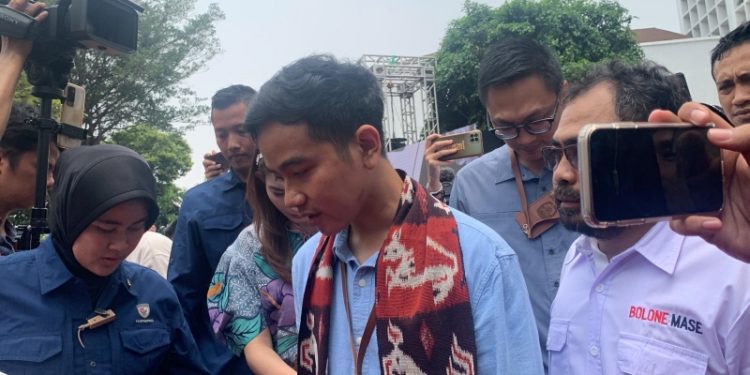 Empat Institusi Negara Diam, Akun Fufufafa Milik Gibran?