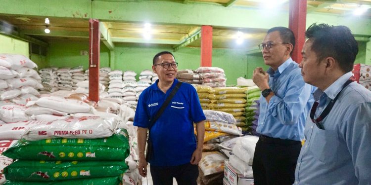 Kunjungi Nasabah di Cipayung,  Bank Sampoerna Tegaskan Komitmen Pemberdayaan UMKM