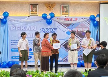 Siswa SMP Muhammadiyah 1 Pontianak Raih Prestasi di Lomba Cepat Tepat IPA Pekan Kimia FKIP Untan 2025