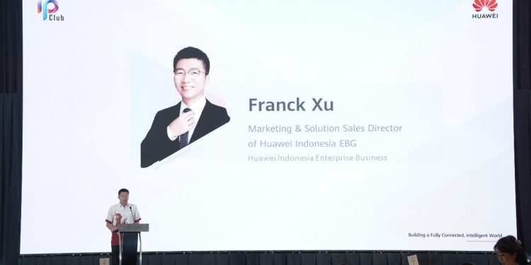 Merajut Jaringan Cerdas Berbasis AI: Huawei Ajak Industri Bersiap Hadapi Masa Depan di IP Club 2025