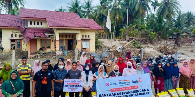 MUFG Indonesia Bersama Danamon Berikan Donasi untuk Penyintas Bencana Sumatra melalui LAZISMU