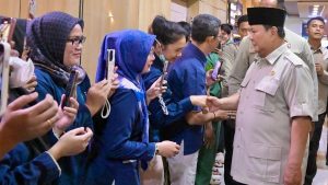 Imbas Tabrakan Kereta, Prabowo Jenguk Korban, Janjikan Investigasi dan Perbaikan Infrastruktur Keselamatan