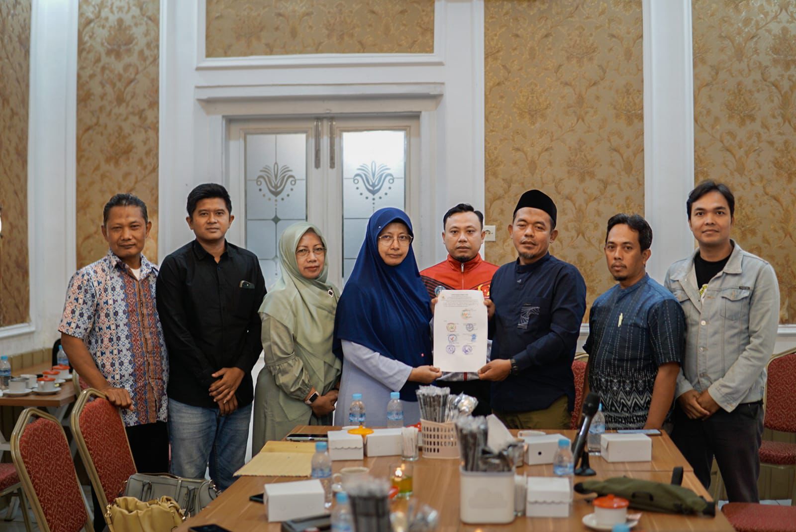 Harga Telur Anjlok, Peternak Jatim Mengadu kepada Riyono Caping