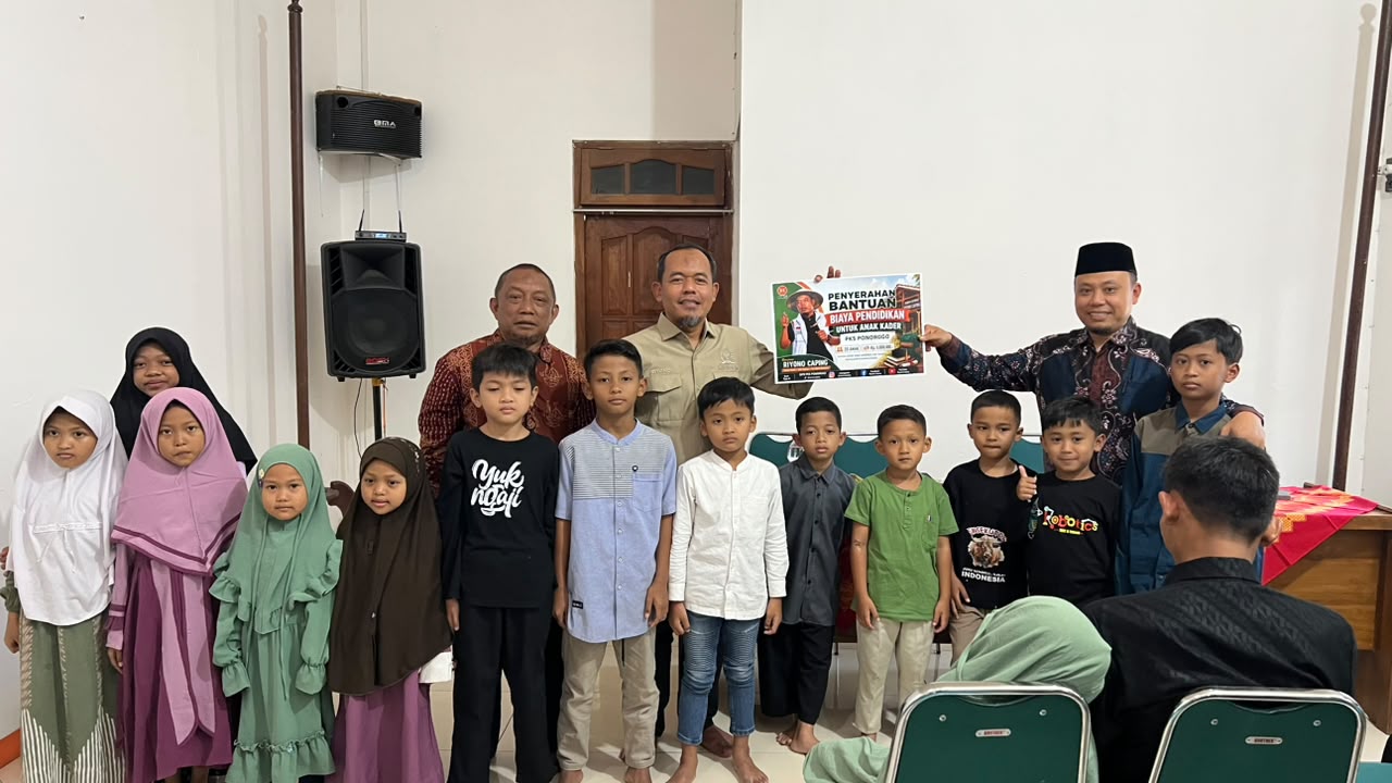 Riyono Caping : Berikan Bantuan Biaya Masuk Sekolah