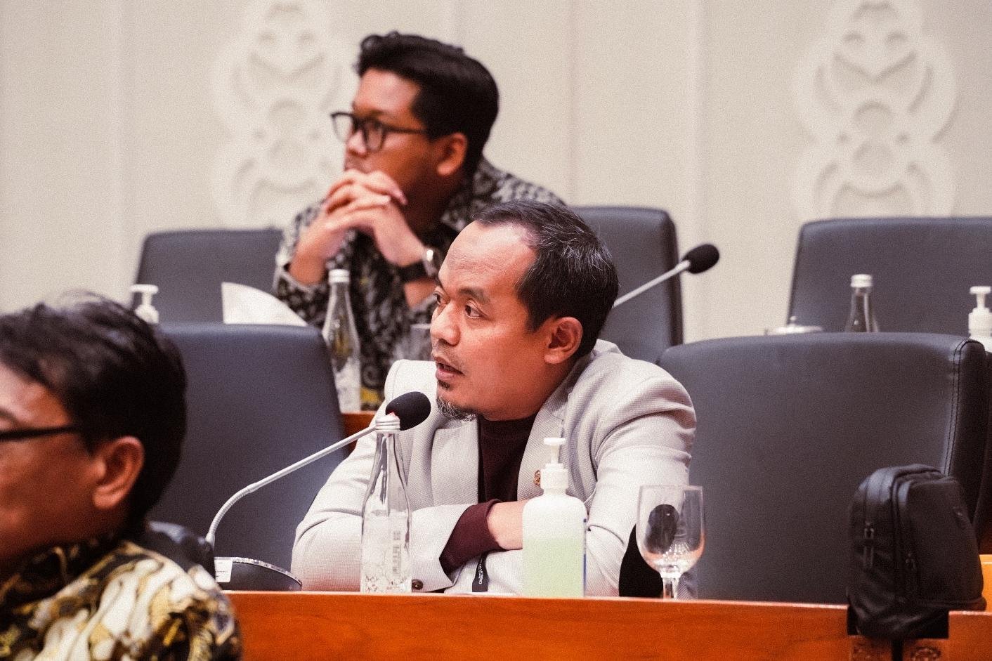 Riyono Caping : Usul Tanah Bermasalah BUMN Diikhlaskan Untuk Rakyat 